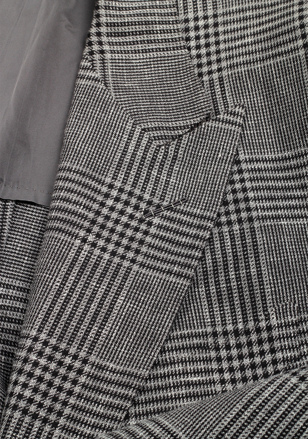 TOM FORD Shelton Checked Gray Suit Size 54 / 44R U.S.