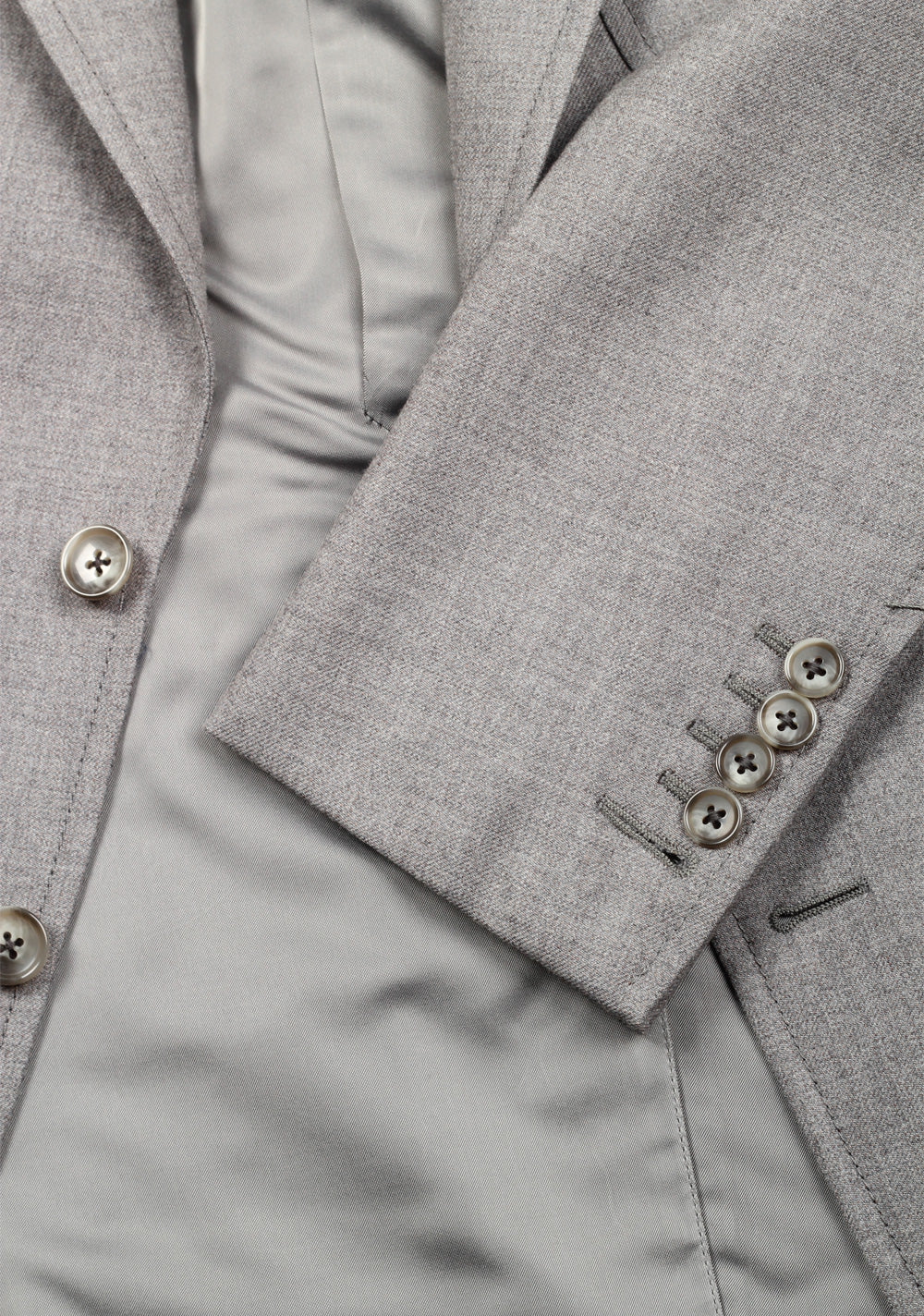TOM FORD Shelton Gray Suit Size 46 / 36R U.S. In Wool