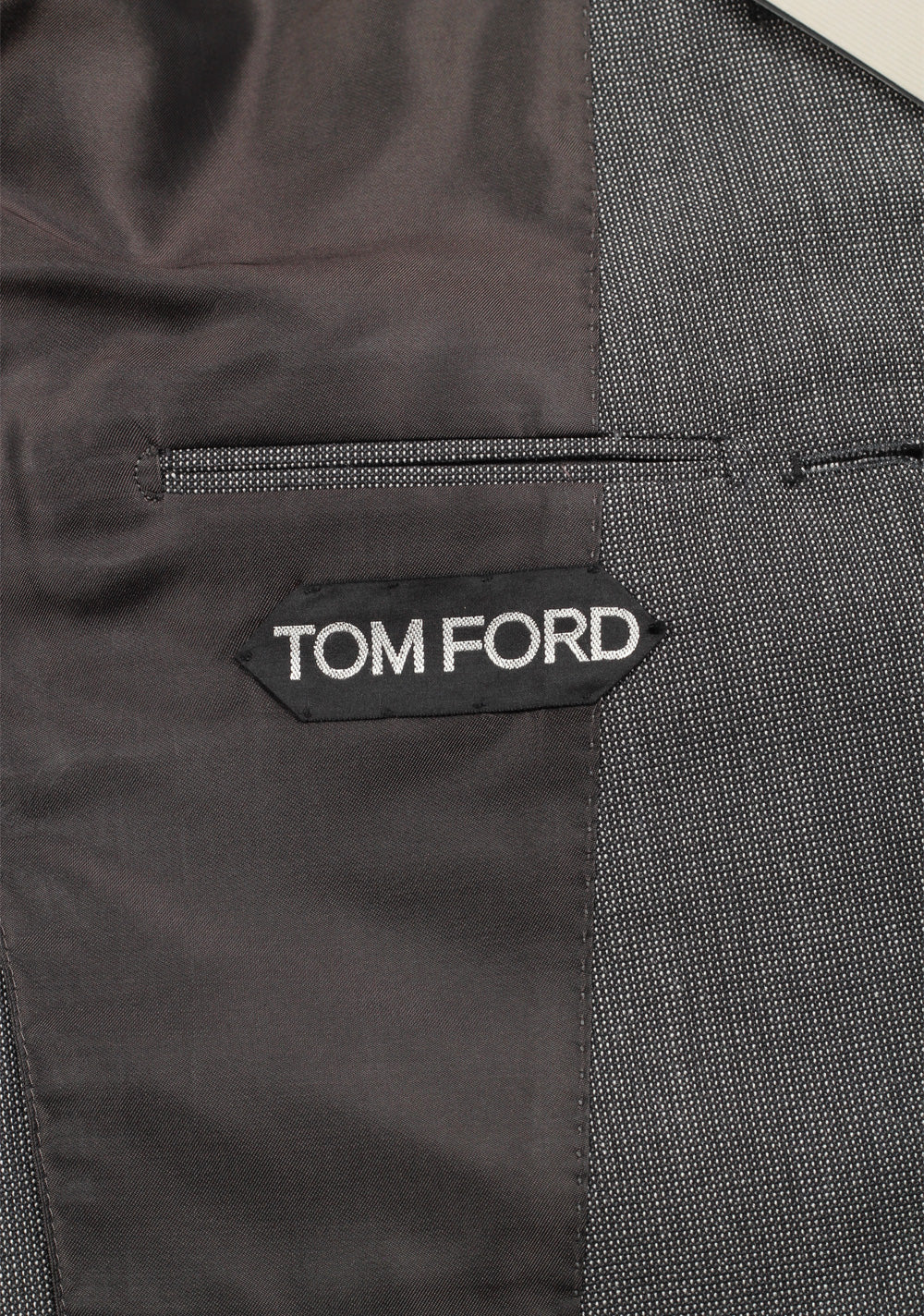 TOM FORD Shelton Gray Suit Size 46 / 36R U.S. In Mohair Wool