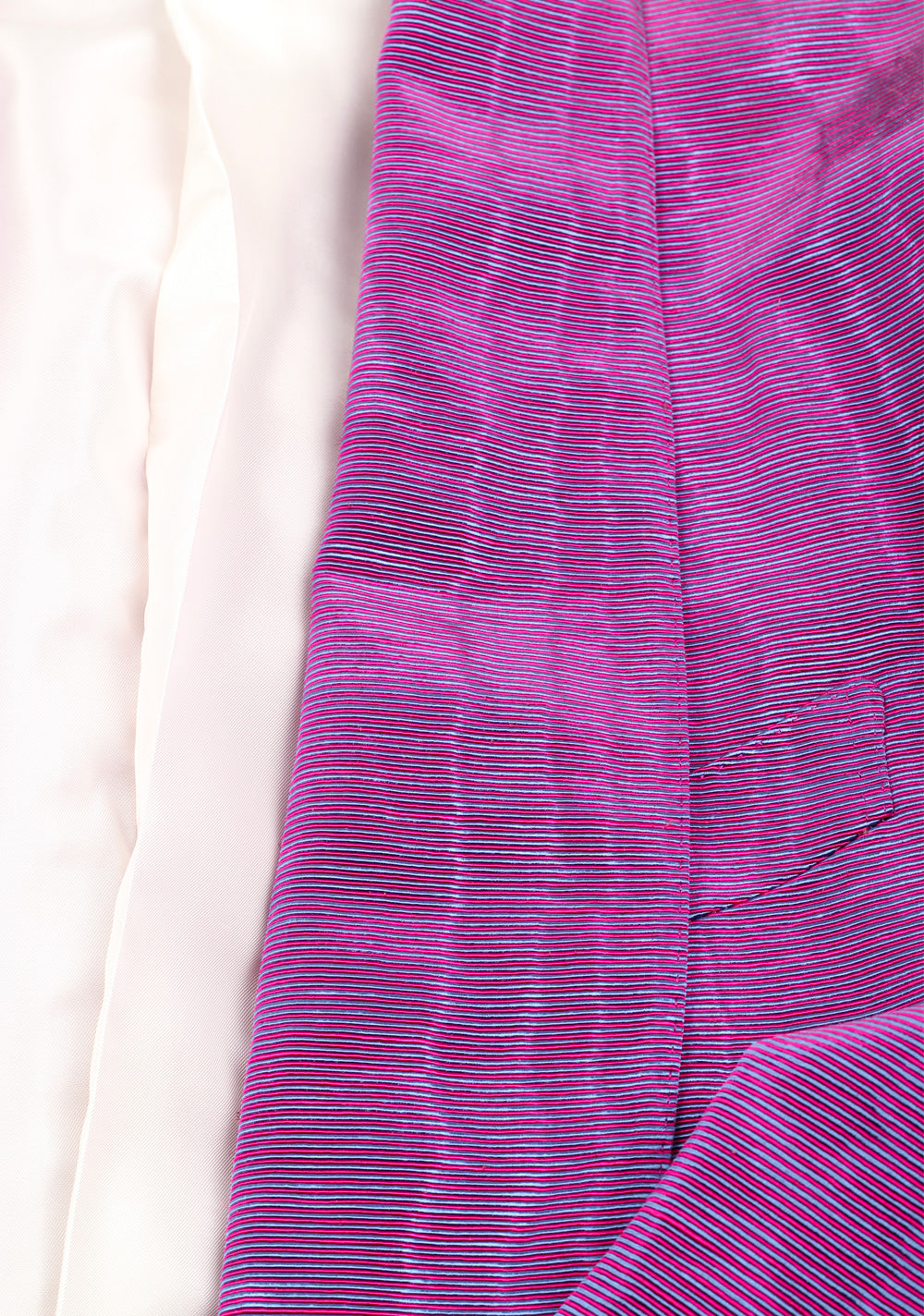 TOM FORD Shelton Pink Tuxedo Dinner Jacket Size 46 / 36R U.S.