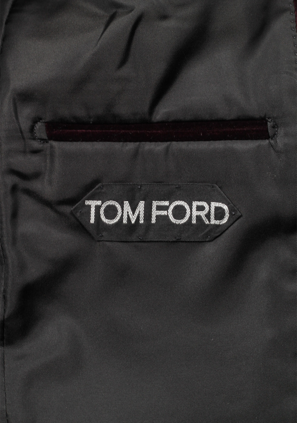 TOM FORD Shelton Aubergine Velvet Sport Coat Size 50 / 40R U.S.