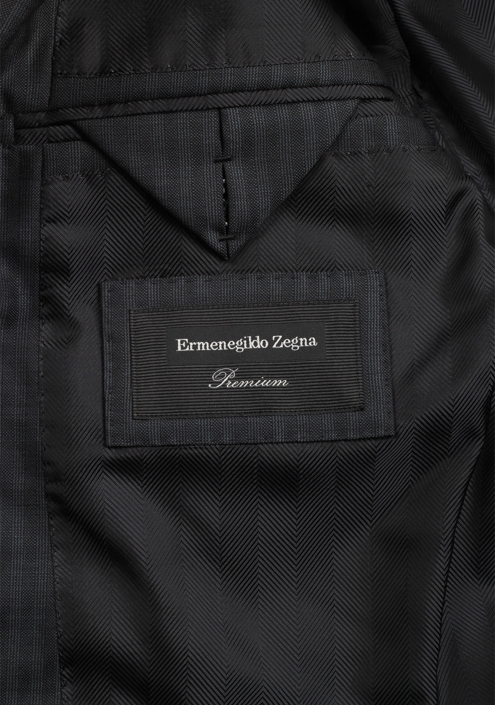 Ermenegildo Zegna Premium Couture Gray Suit Size 46 / 36R U.S.