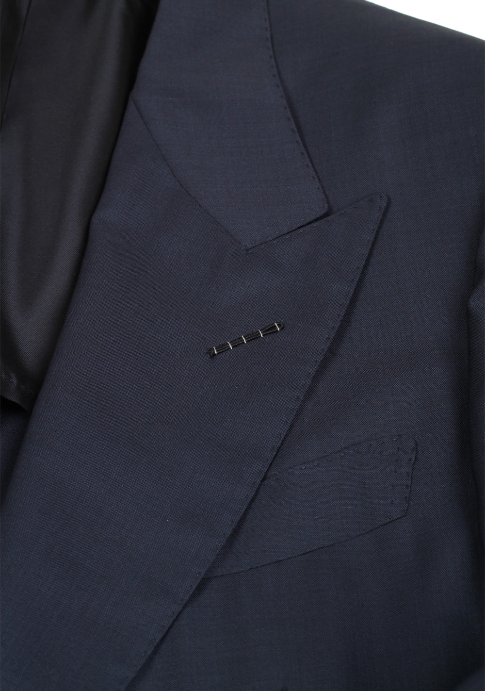 TOM FORD Shelton Solid Blue Suit Size 48 / 38R U.S. In Wool Silk
