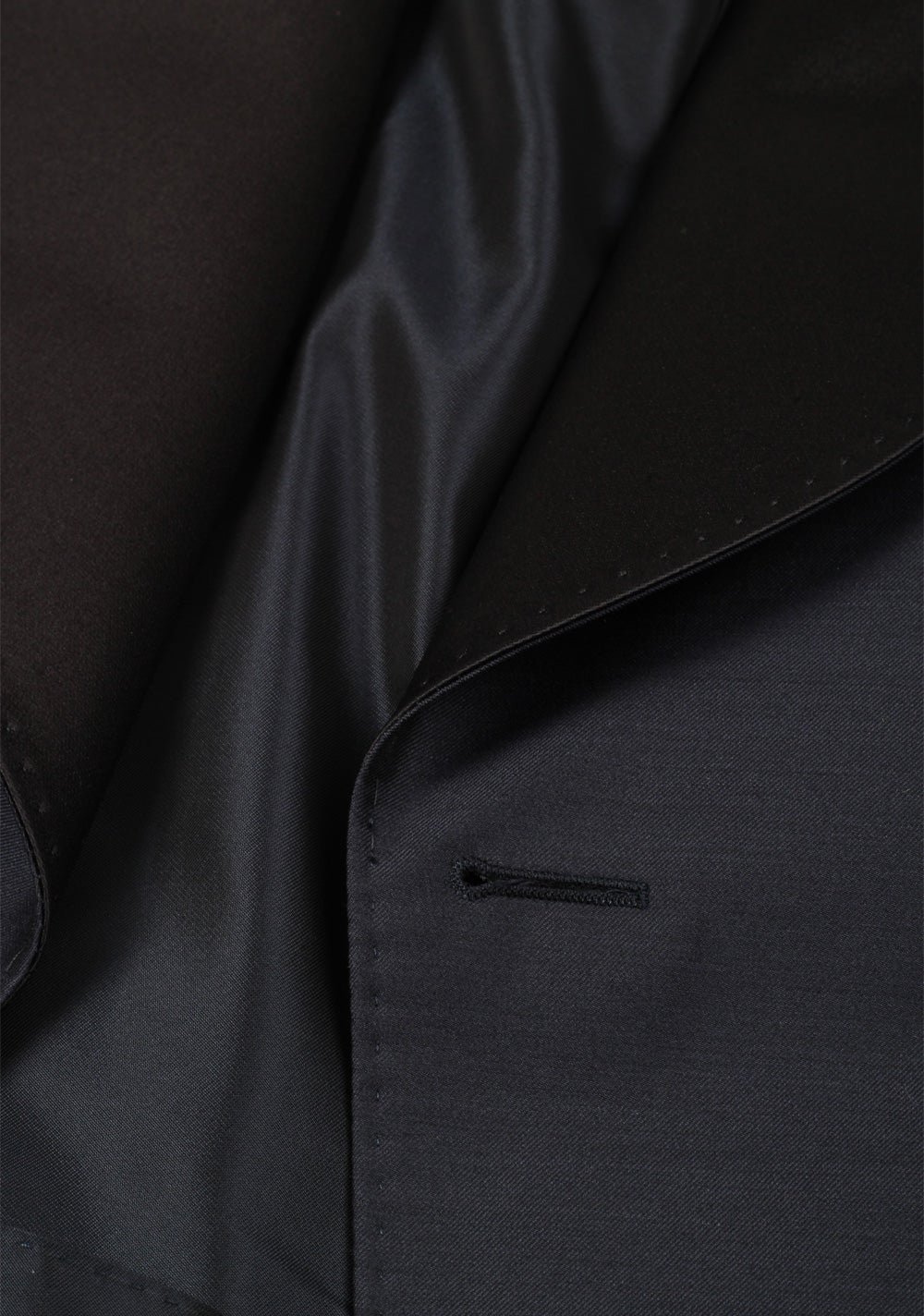 TOM FORD Shelton Midnight Blue Tuxedo Smoking Suit Size 54 / 44R U.S.