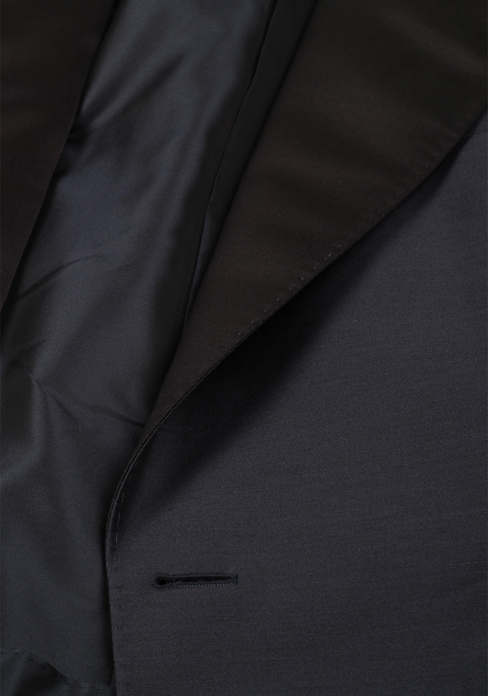 TOM FORD Shelton Midnight Blue Tuxedo Smoking Suit Size 52 / 42R U.S.