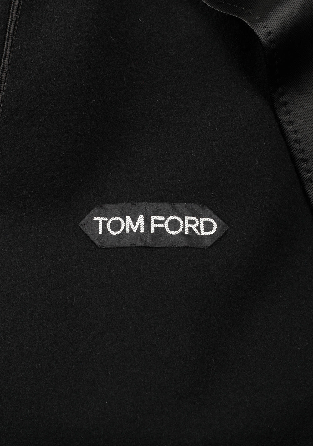 TOM FORD Shearling Trimmed Black Over Coat Size 56 / 46R U.S. Outerwear