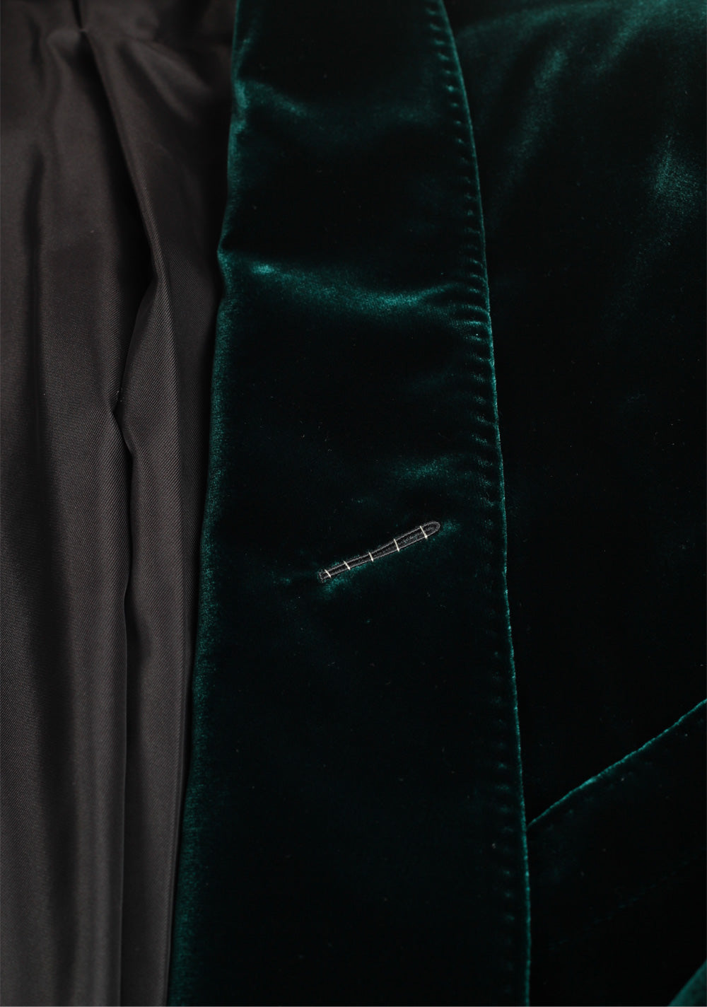 TOM FORD Shelton Velvet Shawl Collar Dinner Jacket Size 50 / 40R U.S.
