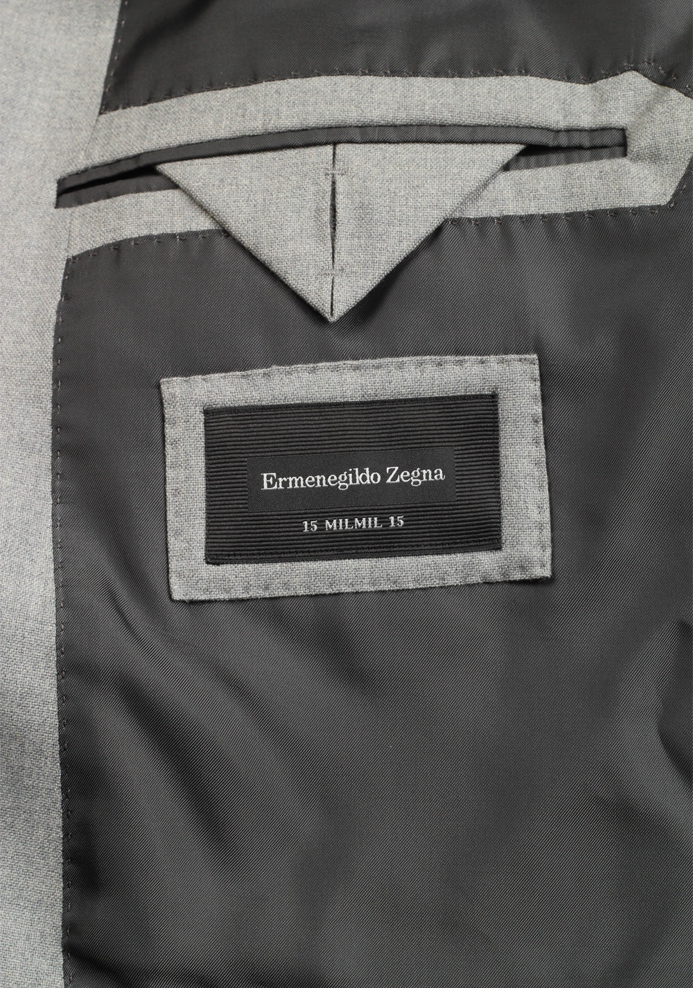 ZEGNA Milano Easy Gray 15 Milmil 15 Suit Size 56 / 46R U.S.