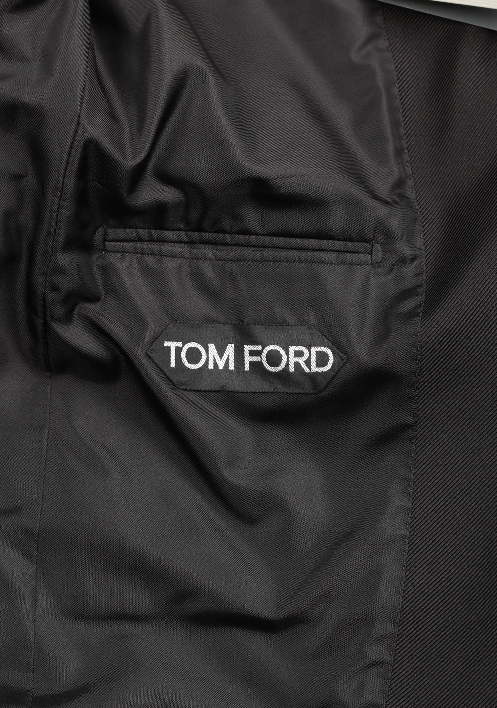 TOM FORD Buckley Black Tuxedo Dinner Jacket 48 / 38R U.S.