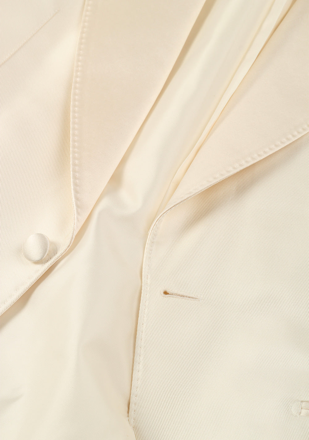 TOM FORD Atticus Ivory Tuxedo Dinner Jacket Size 46 / 36R U.S.