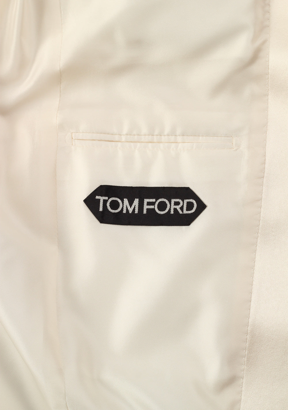 TOM FORD Atticus Ivory Tuxedo Dinner Jacket Size 46 / 36R U.S.