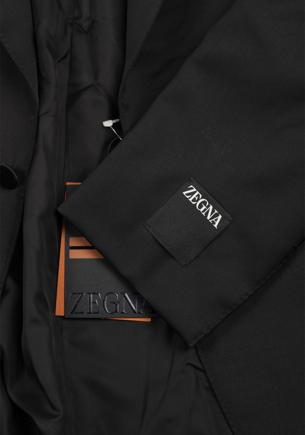 ZEGNA Sartorial Black Multiseason Tuxedo Dinner Jacket Size 52 / 42R U.S.