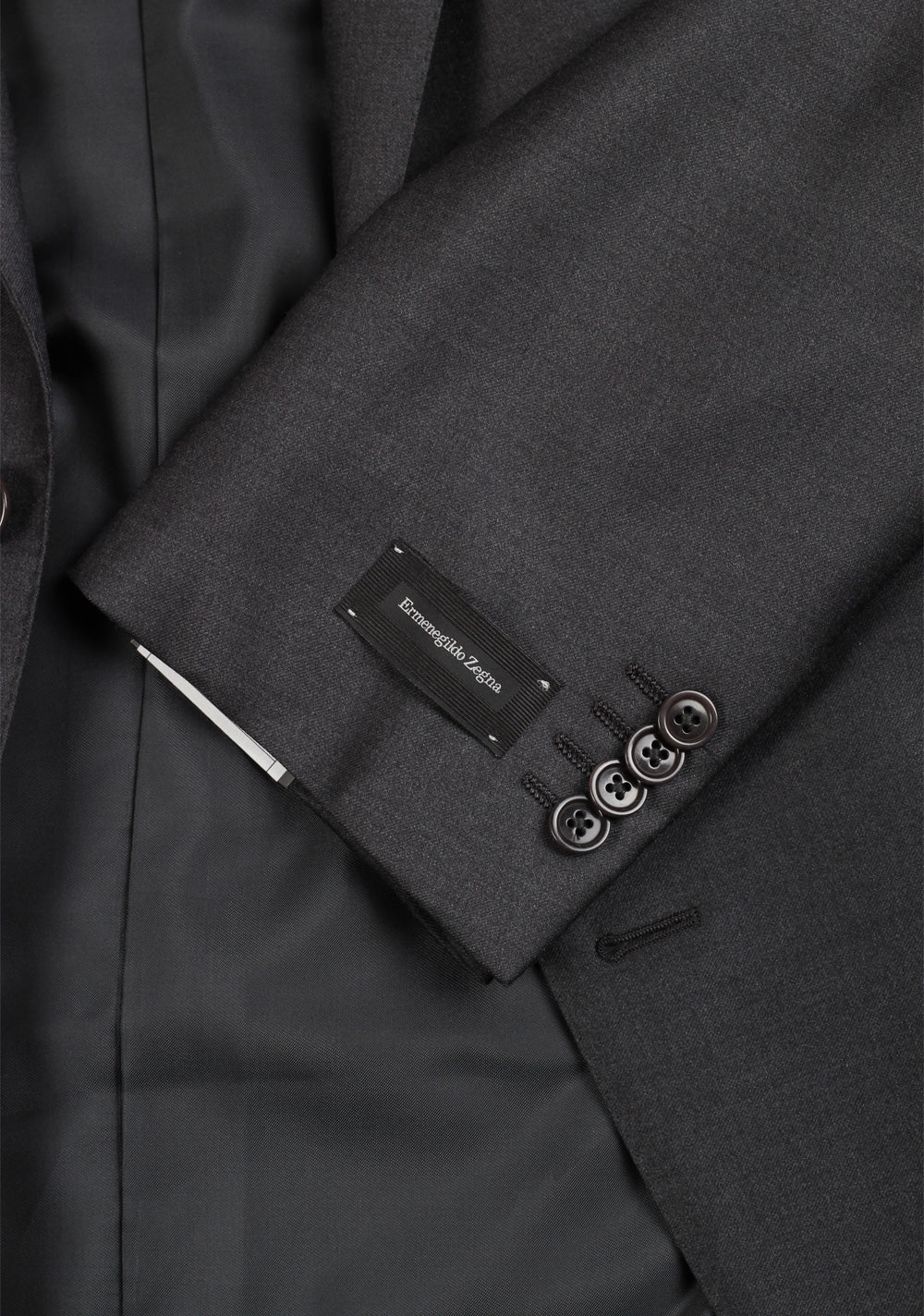 ZEGNA Milano Trofeo Gray Solid Suit Size 58 / 48R U.S.