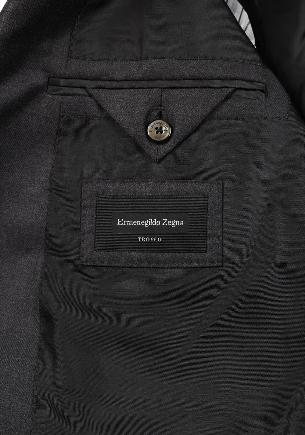 ZEGNA Milano Trofeo Gray Solid Suit Size 58 / 48R U.S.