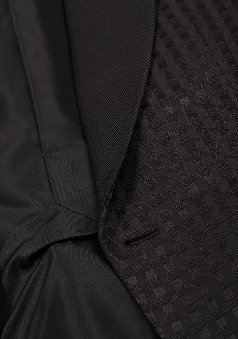 TOM FORD Shelton Black Tuxedo Dinner Jacket Size 48 / 38R U.S.