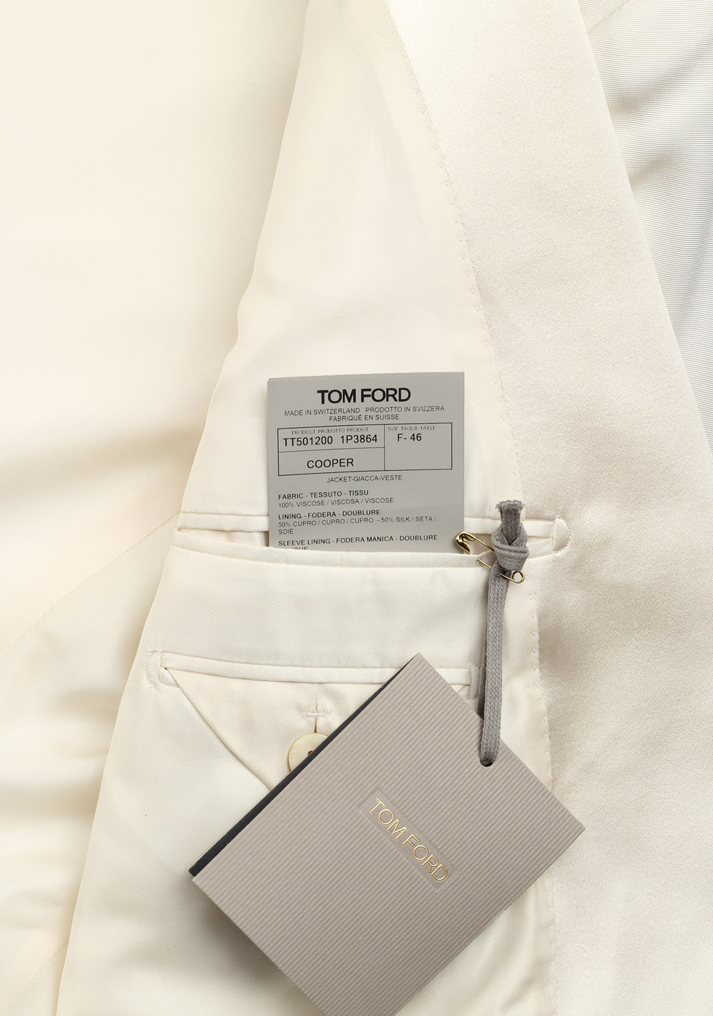TOM FORD Cooper Ivory Tuxedo Dinner Jacket Size 46 / 36R U.S.