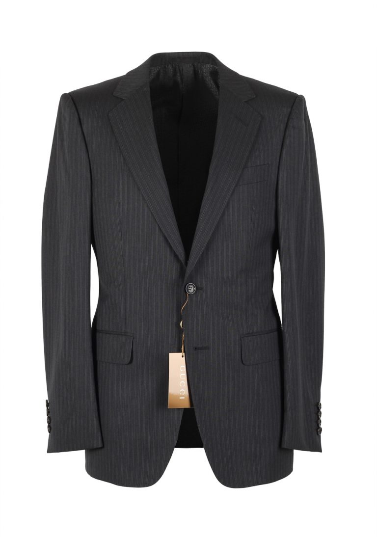 Gucci Gray Suit Size 44 / 34R U.S. Wool - thumbnail | Costume Limité