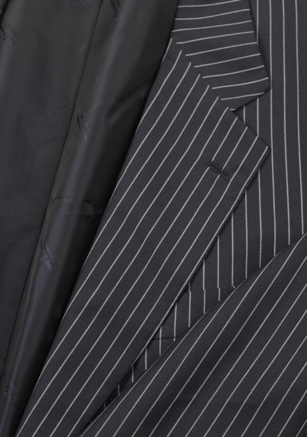 Kiton Suit Size 60 / 50R U.S. Blanc Blu Super 180S | Costume Limité