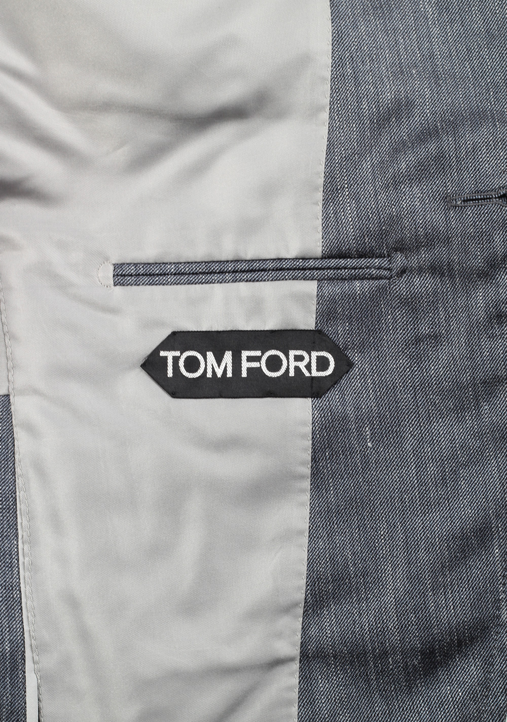 TOM FORD Wetherby Silver Suit Size 48 / 38R U.S. Wool Mulberry Silk Linen Base T | Costume Limité