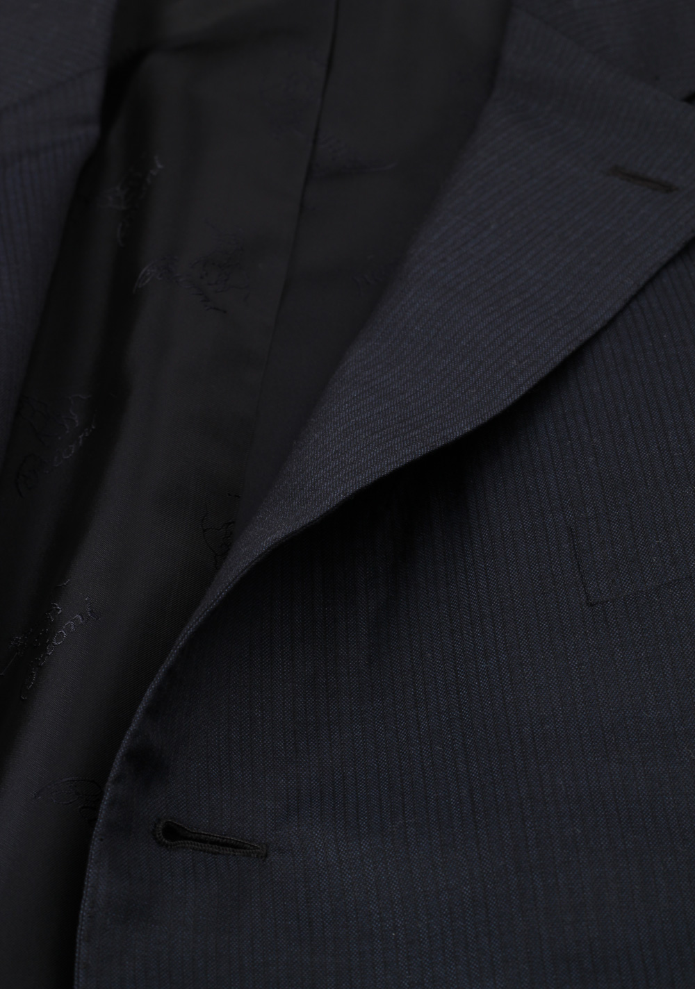 Brioni Parlamento Charcoal Suit Size 60 / 50R U.S. Super 180s | Costume Limité