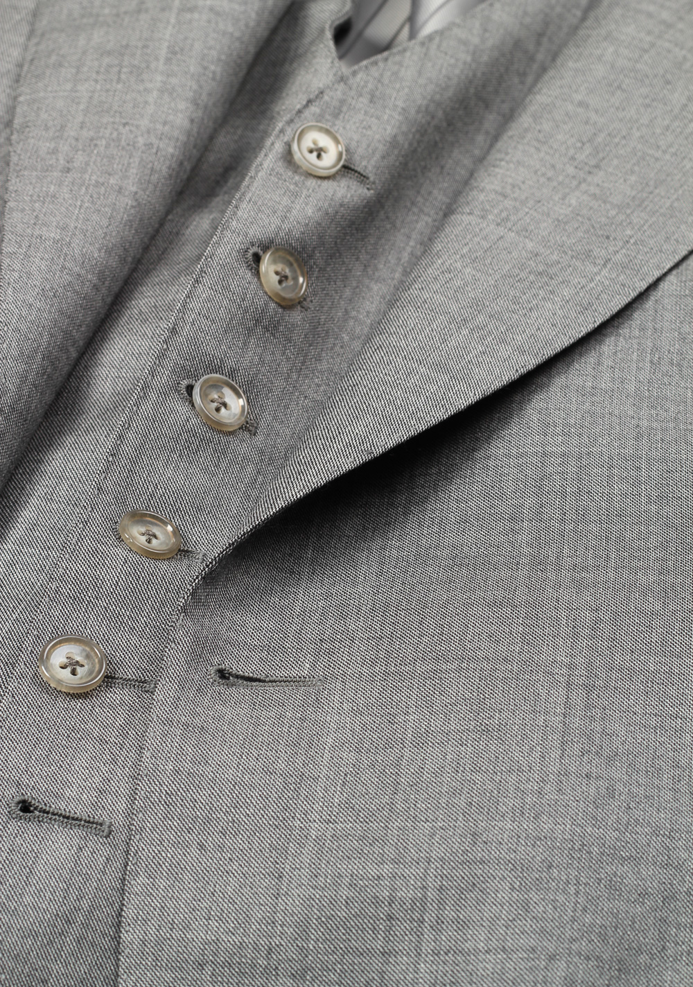 TOM FORD Windsor Sharkskin Gray 3 Piece Suit Size 54 / 44R U.S. Wool Fit A – image 3
