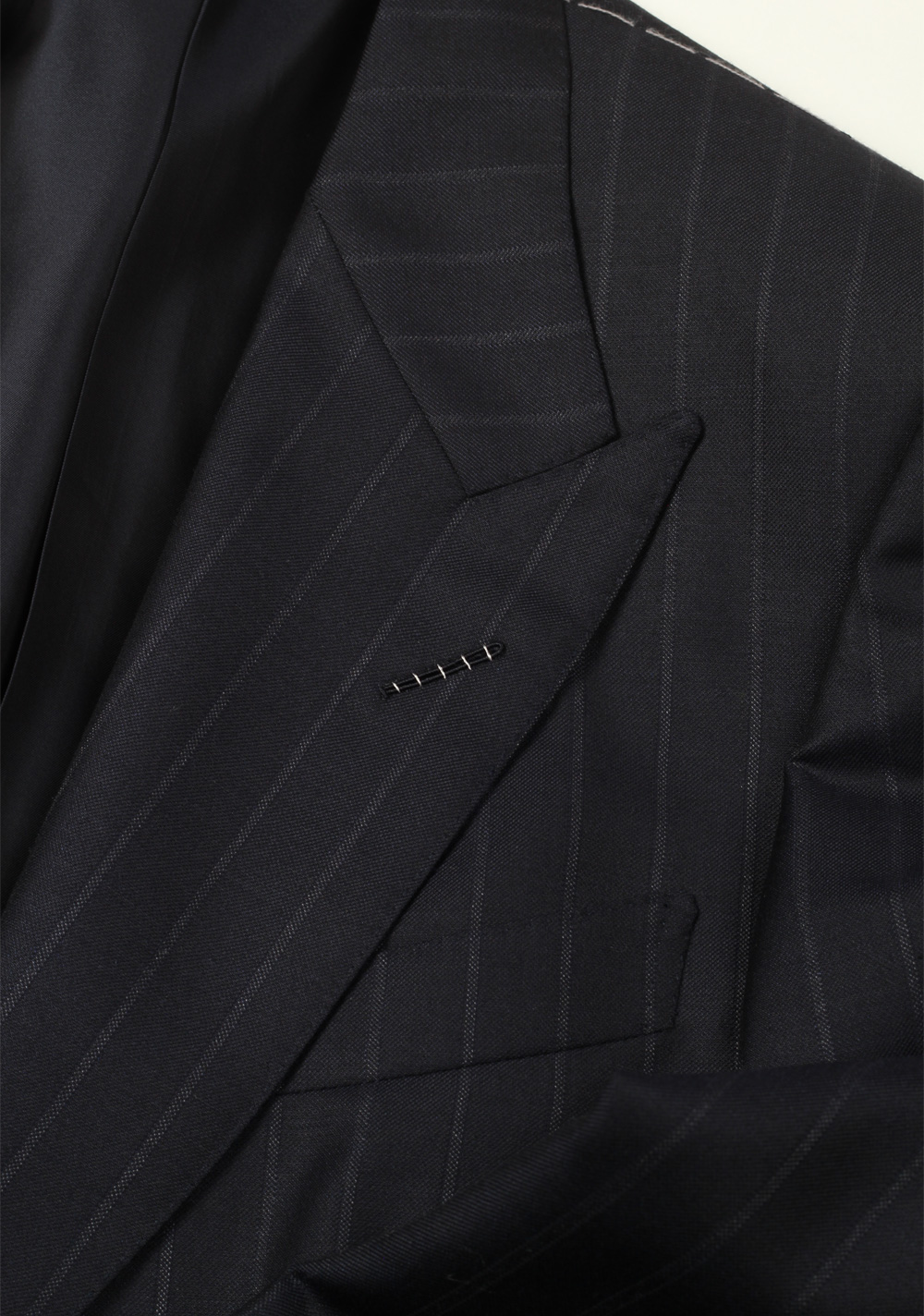 TOM FORD Windsor Striped Charcoal Suit Size 48 / 38R U.S. Wool Fit A | Costume Limité