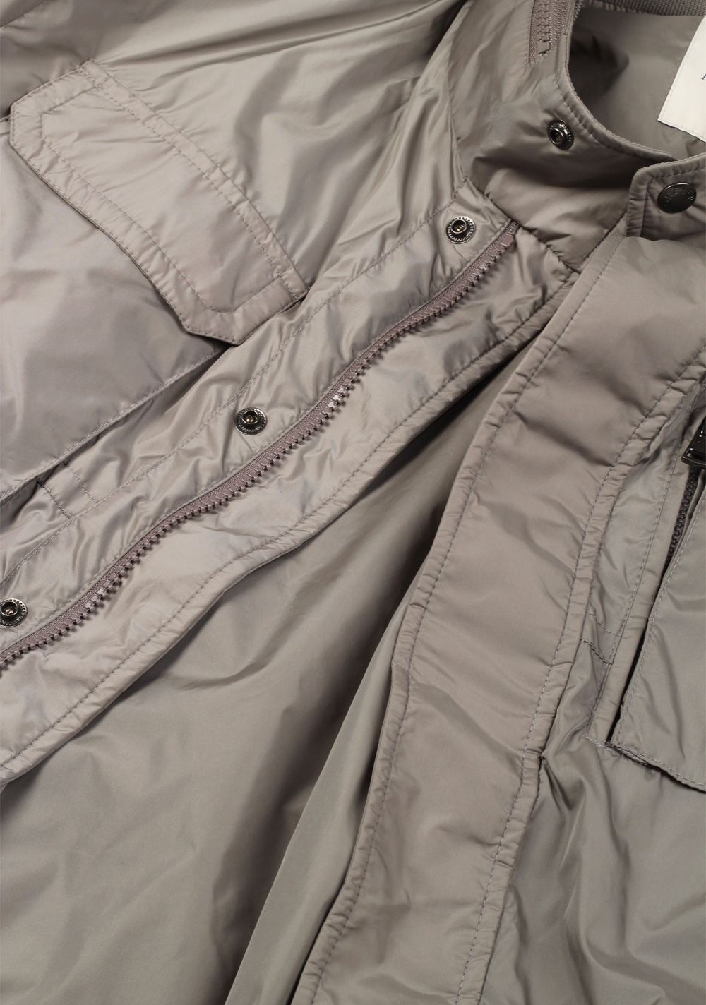 Moncler Beige JONATHAN Lightweight Rain Jacket Coat Size 6 / XL / 56 / 46R U.S. | Costume Limité