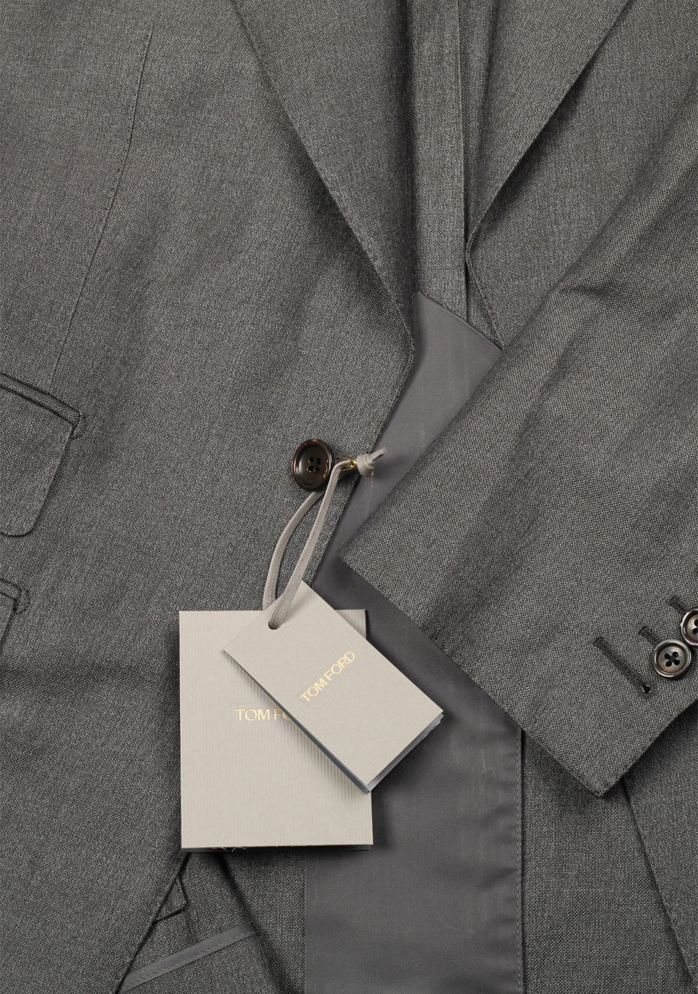 TOM FORD Shelton Gray Suit Size 46 / 36R U.S. In Silk Linen | Costume Limité