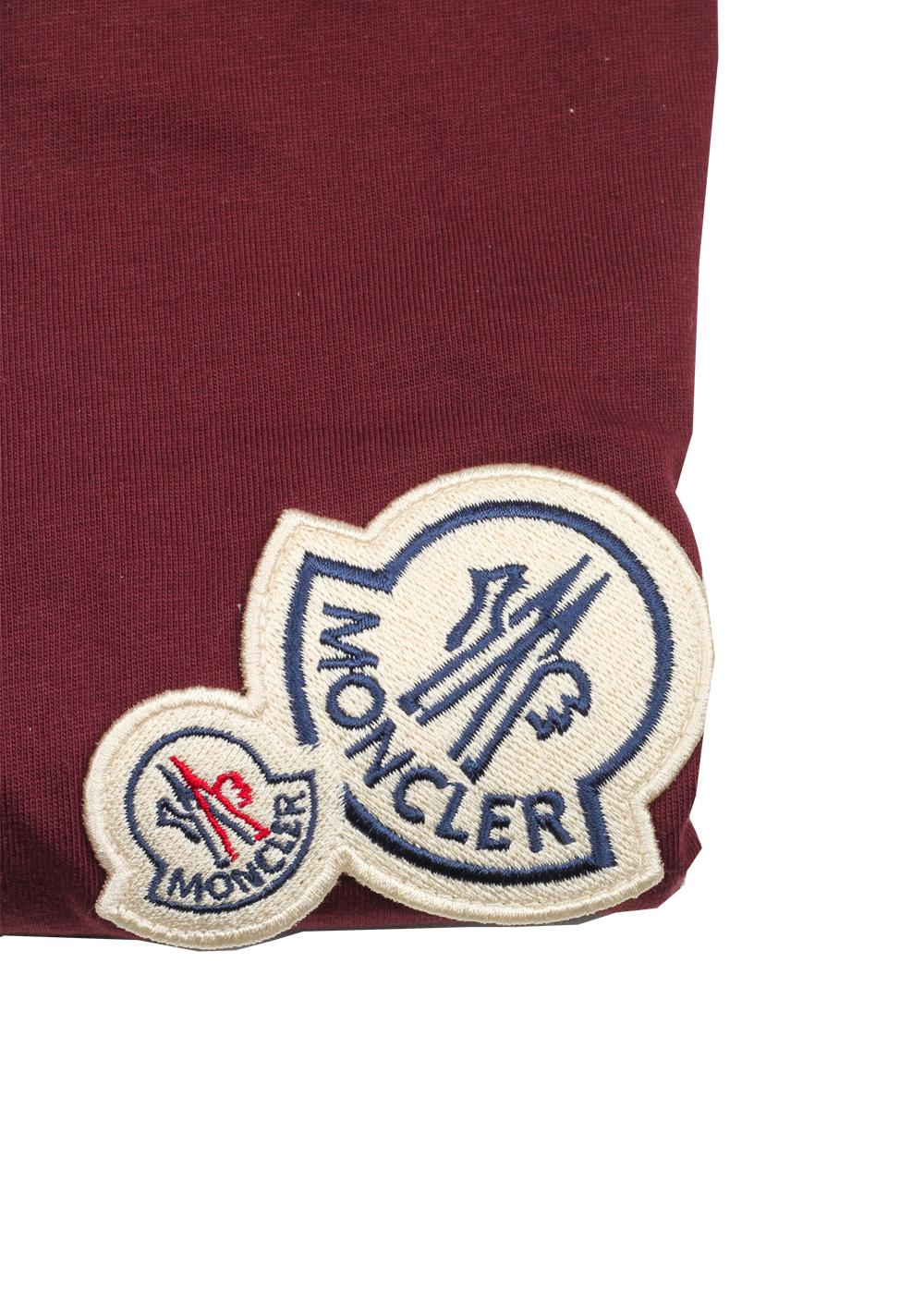 Moncler Red Brand Patch Crew Neck Tee Shirt Size L / 40R U.S. | Costume Limité