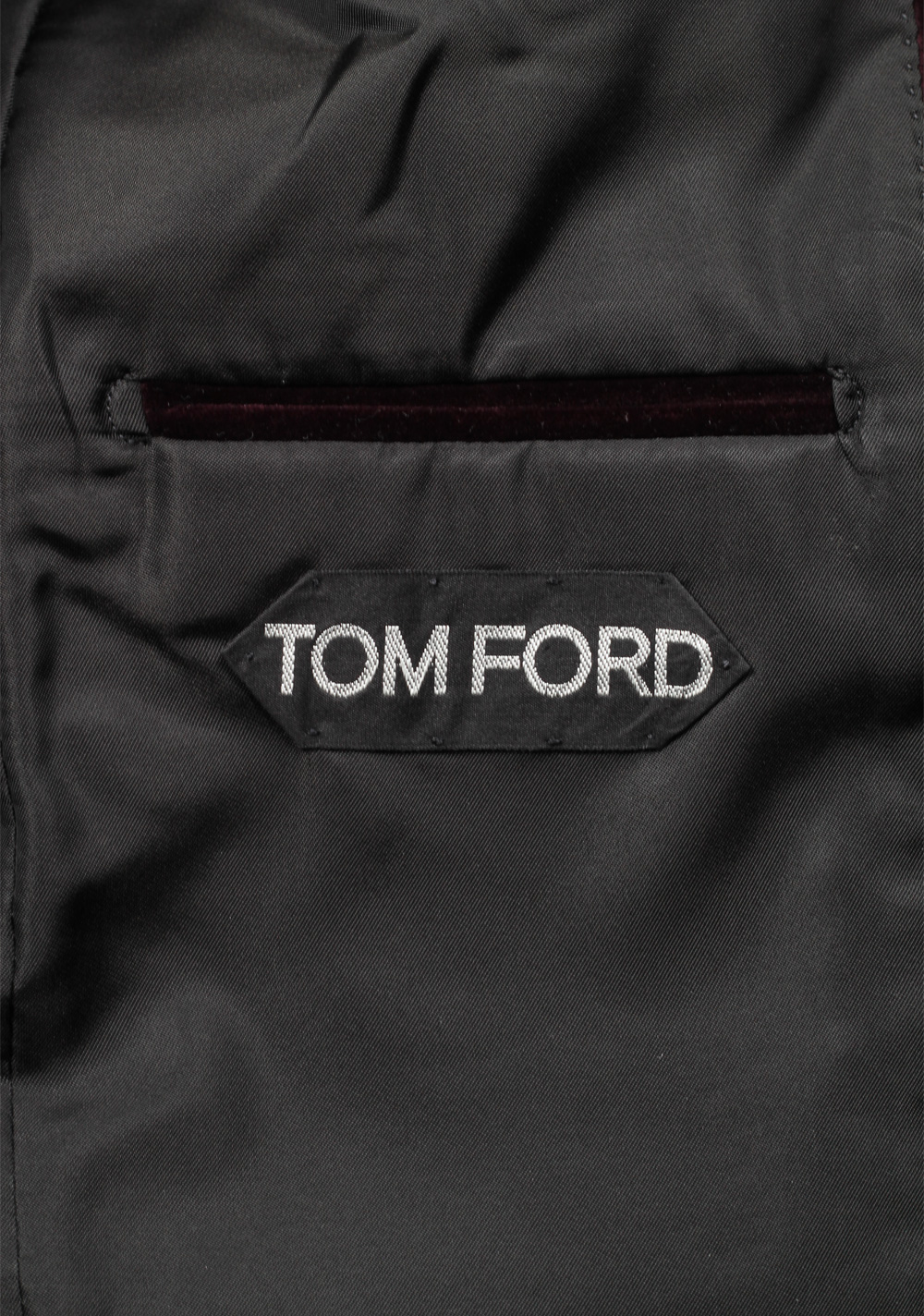 TOM FORD Shelton Aubergine Velvet Sport Coat Tuxedo Dinner Jacket Size 48 / 38R U.S. | Costume Limité