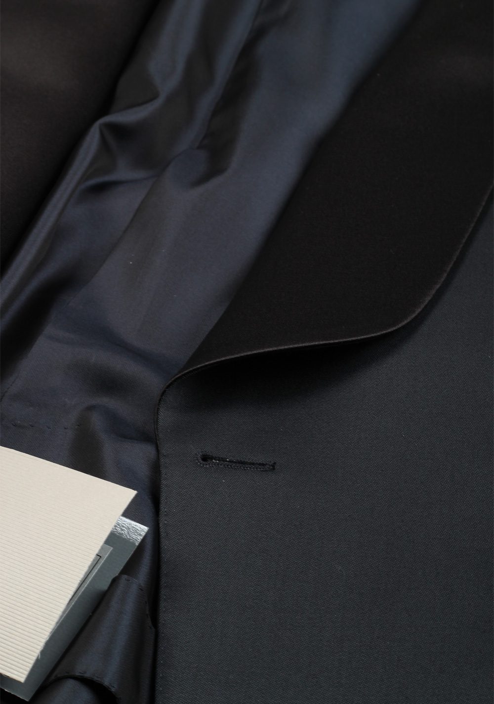TOM FORD O’Connor Midnight Blue Tuxedo Suit Size 48 / 38R U.S. Shawl Collar Fit Y | Costume Limité