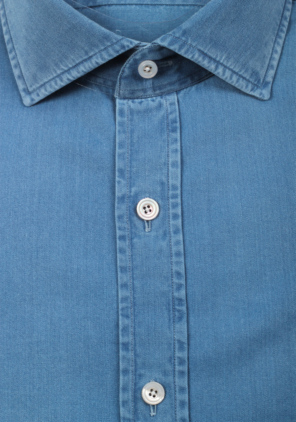 TOM FORD Solid Blue Denim Dress Shirt Size 41 / 16 U.S. | Costume Limité