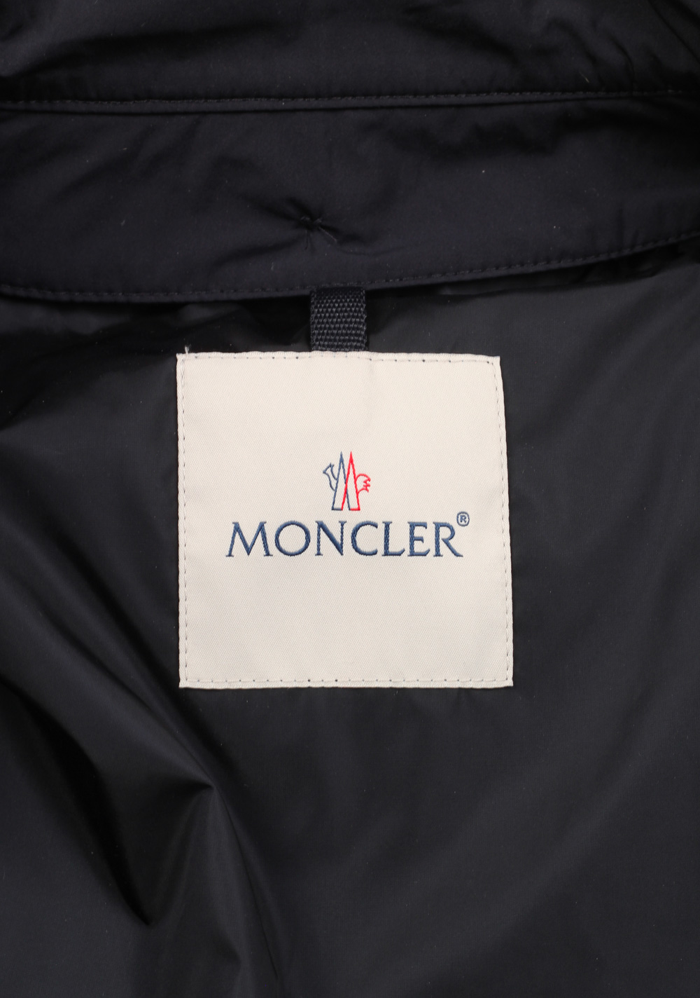Moncler size sales 2 in us