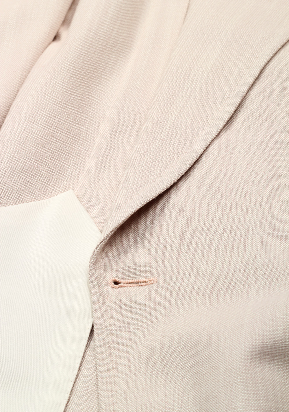 TOM FORD Shelton Beige Suit Size 48 / 38R U.S. In Silk | Costume Limité