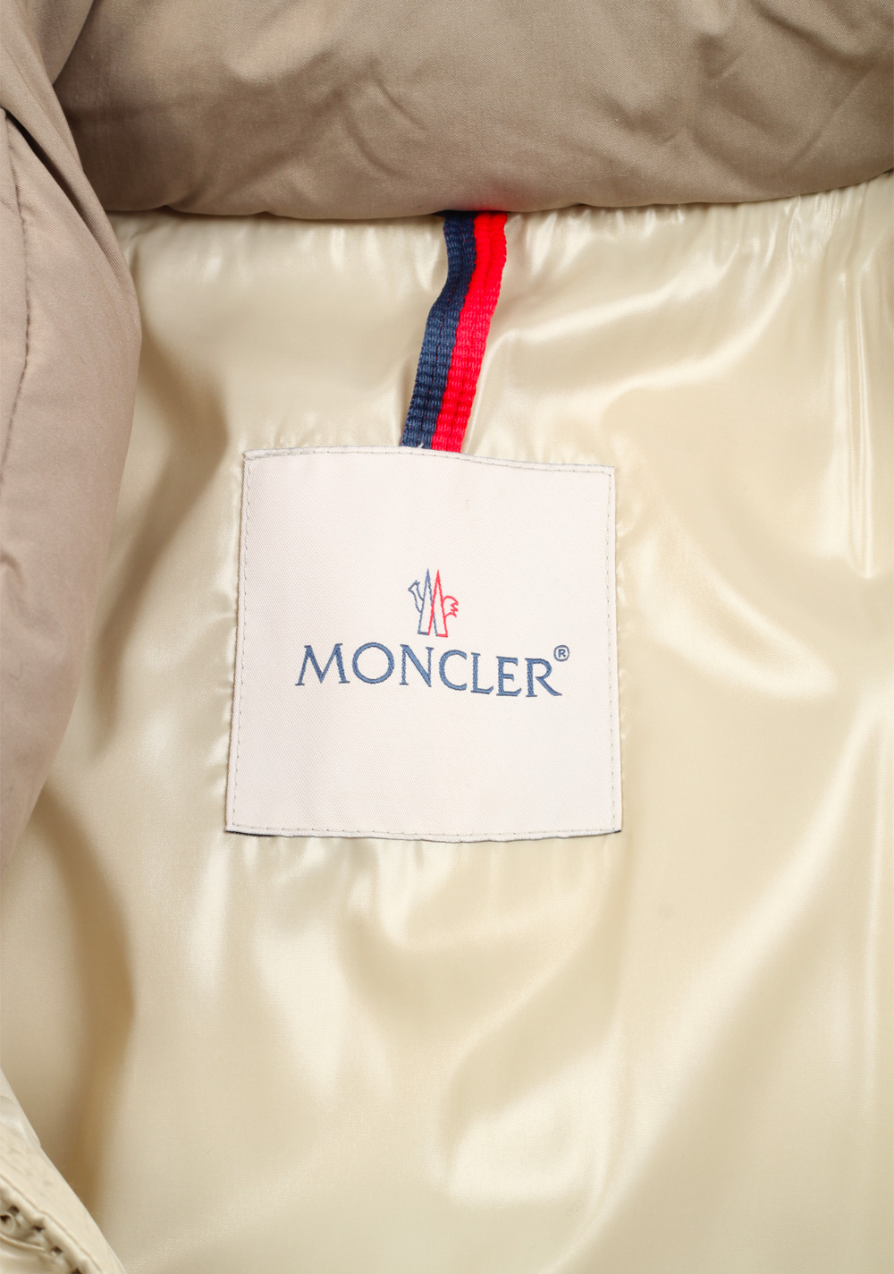 Moncler Beige Frey Down Quilted Jacket Coat Size 4 / L / 52 / 42 U.S. | Costume Limité