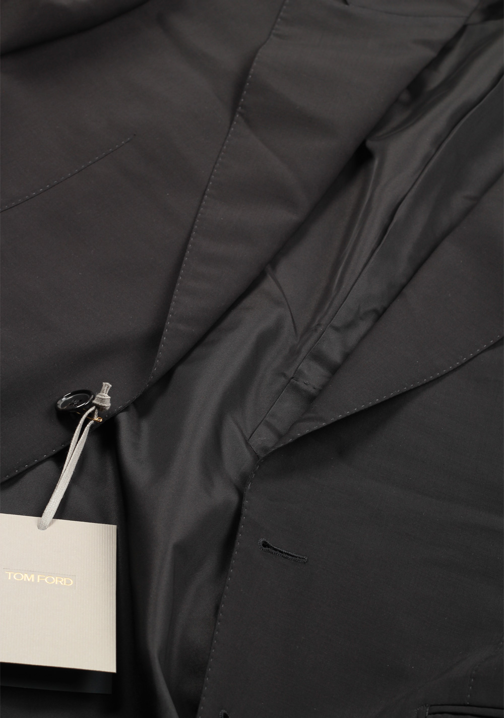 TOM FORD Shelton Black Suit Size 48 / 38R U.S. In Wool Blend | Costume Limité