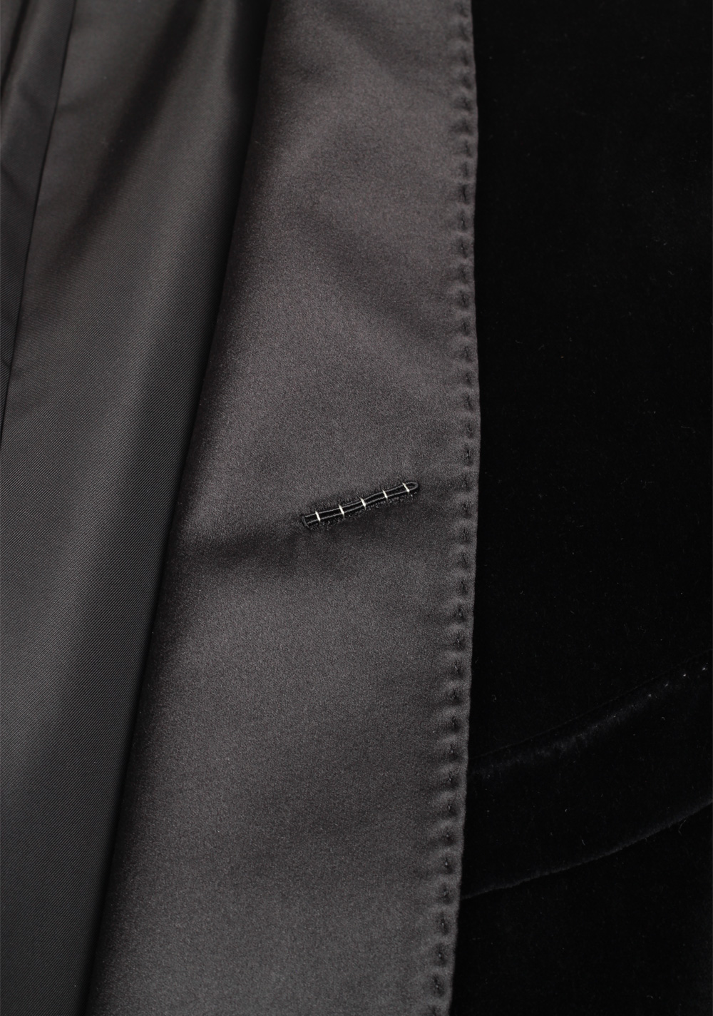 TOM FORD Shelton Black Velvet Tuxedo Dinner Jacket Size 48 / 38R U.S. | Costume Limité