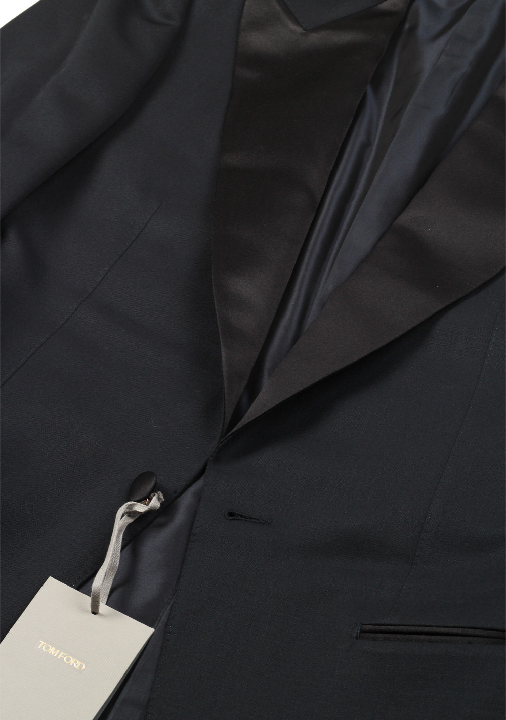 TOM FORD Windsor Black Tuxedo Suit Smoking Size 48 / 38R U.S. Fit A | Costume Limité