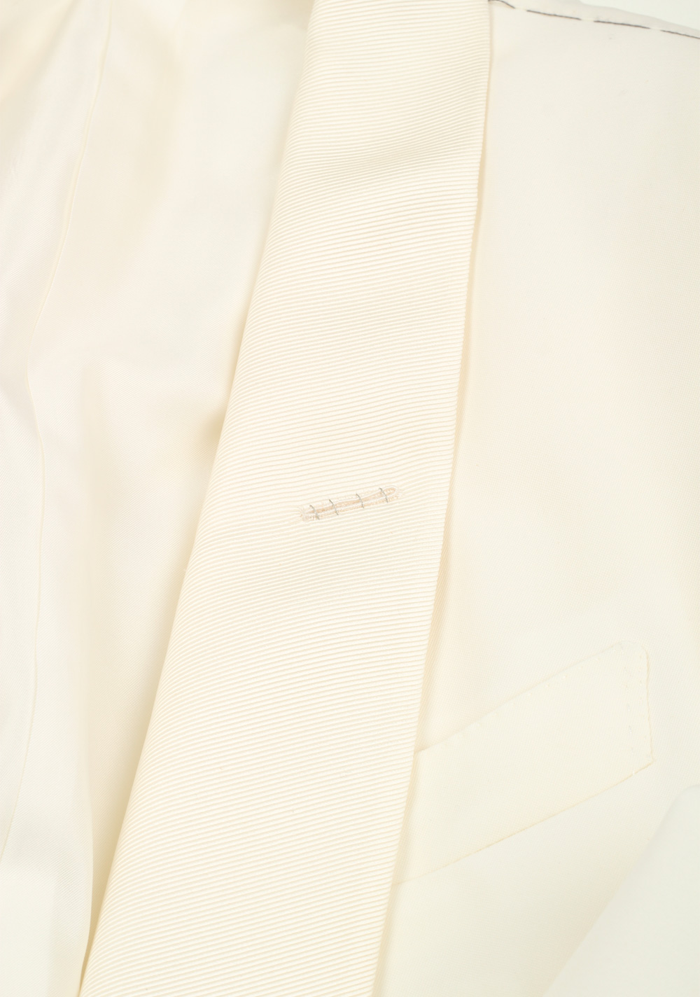 TOM FORD O’Connor  Ivory Tuxedo Dinner Jacket Size 48 / 38R U.S. Fit Y | Costume Limité