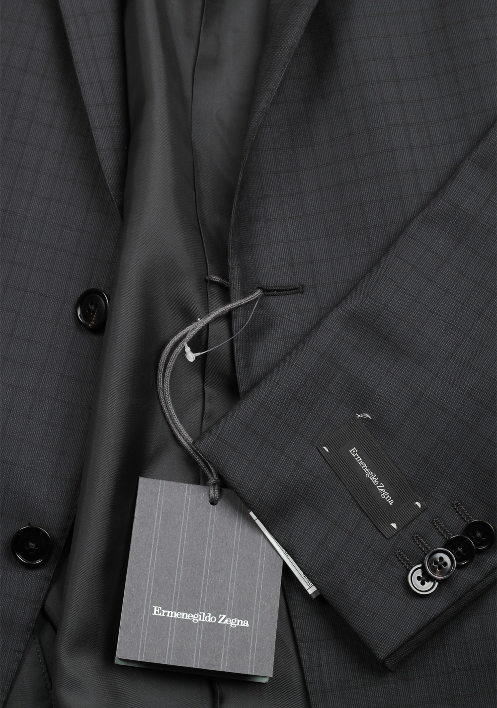 Ermenegildo Zegna Mila Gray 15 Milmil 15 Striped Suit Size 54L / 44L U.S. | Costume Limité