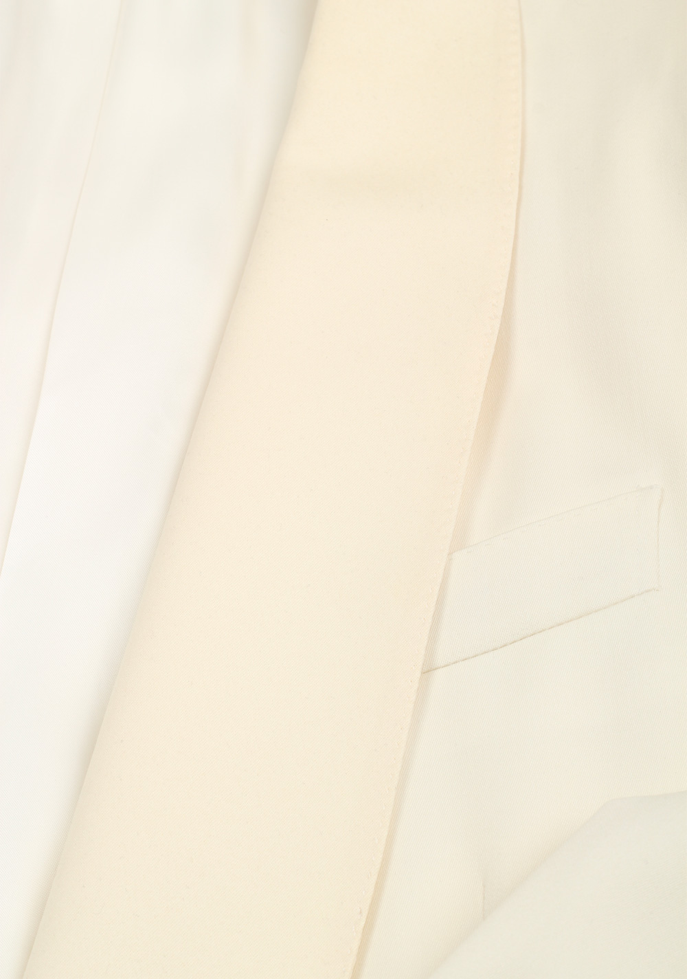 Ermenegildo Zegna Mila Ivory Tuxedo Dinner Jacket | Costume Limité