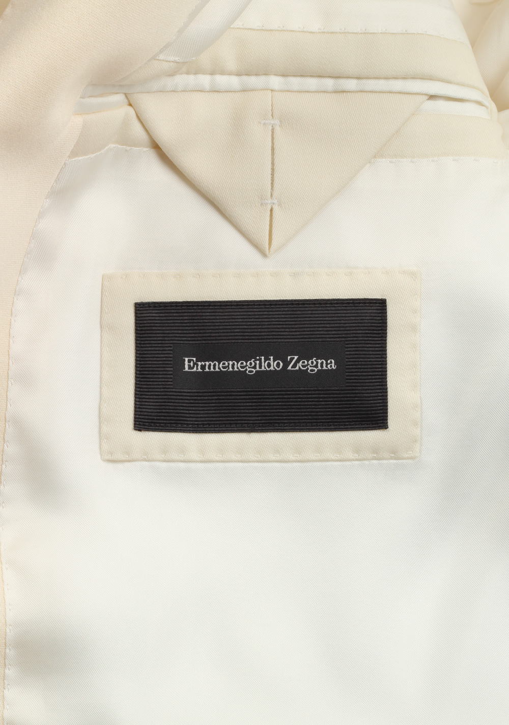 Ermenegildo Zegna Mila Ivory Tuxedo Dinner Jacket | Costume Limité