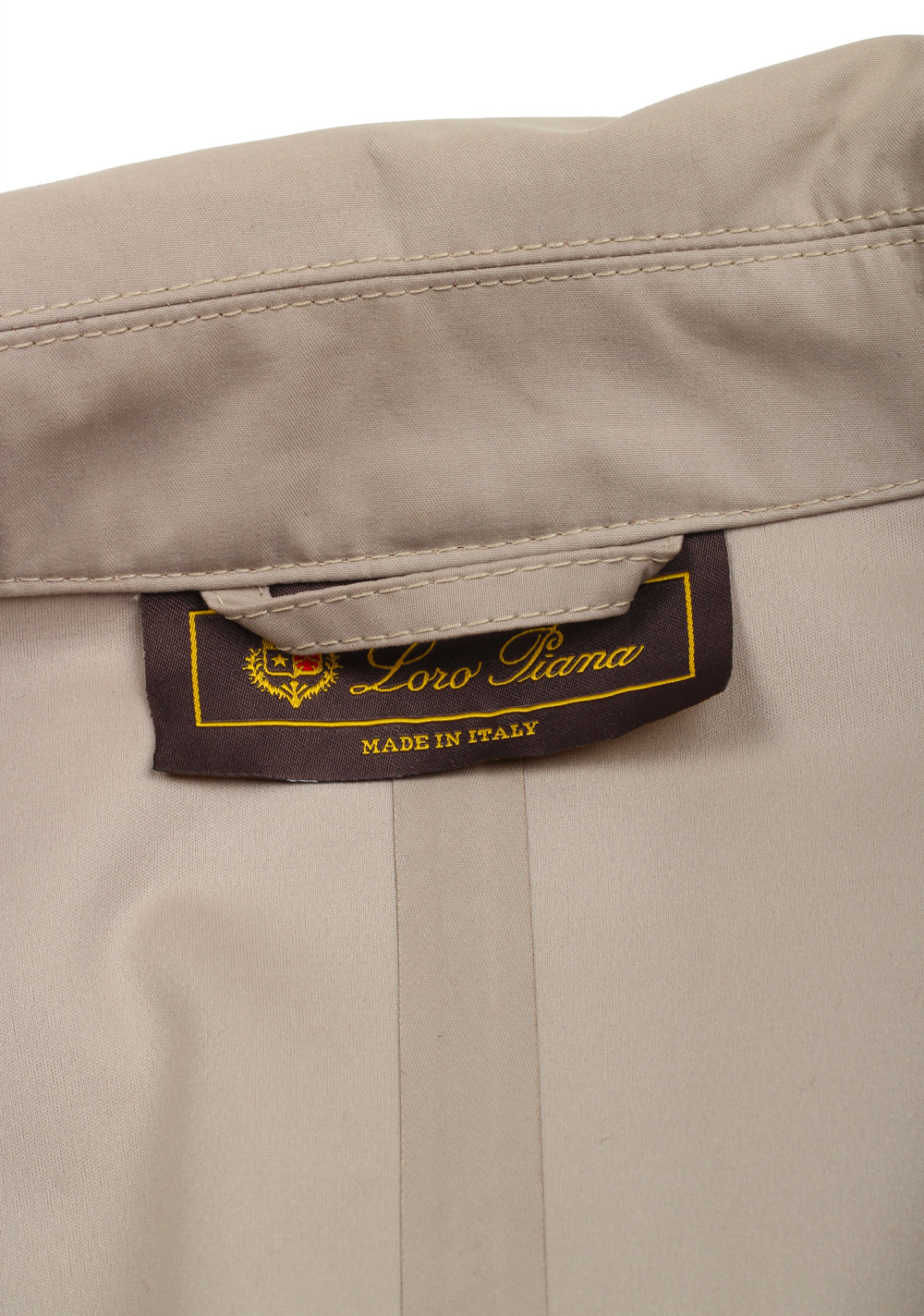 Loro Piana Beige Storm System Rain Coat Size XL / 54 / 44R U.S. | Costume Limité