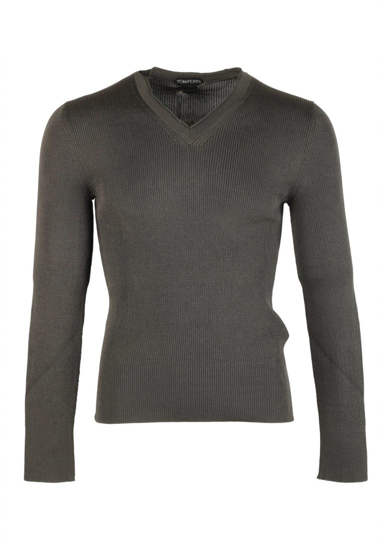 TOM FORD Gray V Neck Sweater Size 48 / 38R U.S. In Silk - thumbnail | Costume Limité