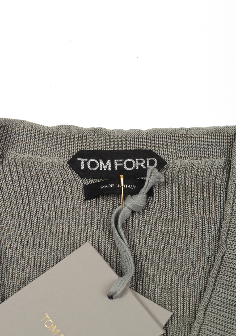 TOM FORD Gray V Neck Sweater Size 48 / 38R U.S. In Silk | Costume Limité