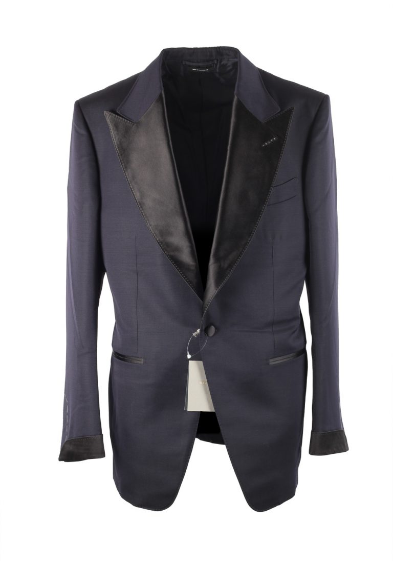 TOM FORD Atticus Midnight Blue Tuxedo Smoking Suit Size 54 / 44R U.S. - thumbnail | Costume Limité