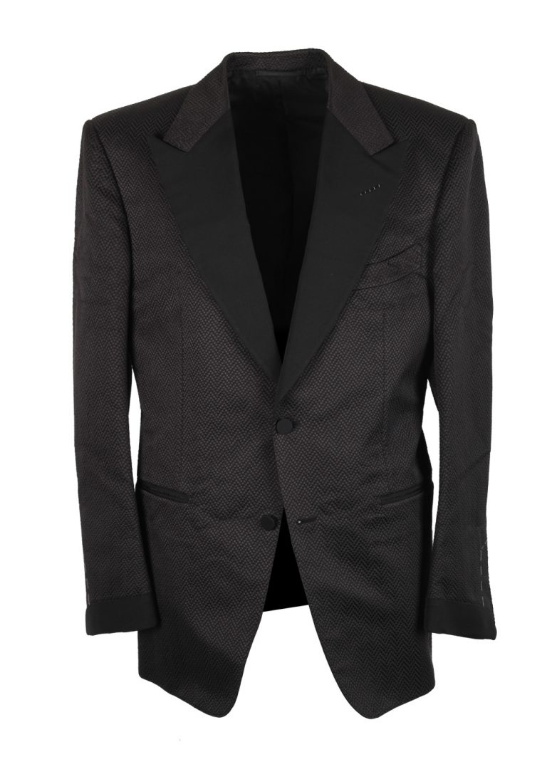 TOM FORD Mountbatten Black Tuxedo Dinner Jacket Size 54 / 44R U.S. - thumbnail | Costume Limité