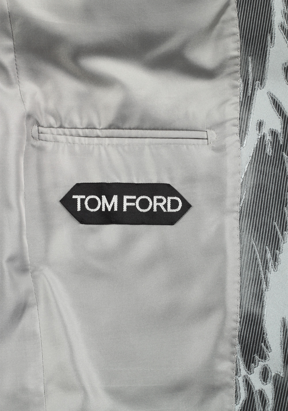 TOM FORD Atticus Gray Tuxedo Dinner Jacket Size 46 / 36R U.S. | Costume Limité