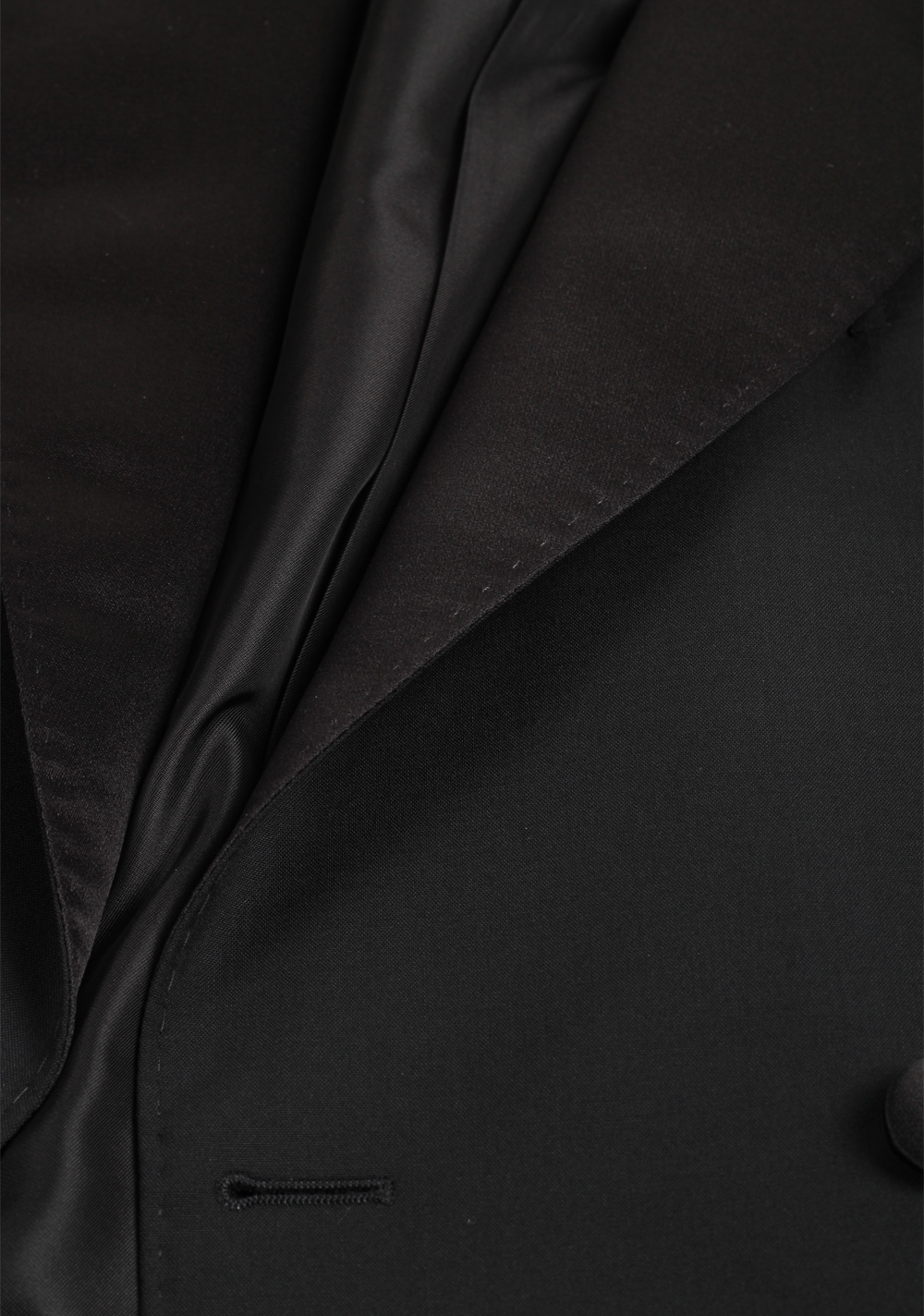 TOM FORD Shelton Double Breasted Black Tuxedo Suit Size 48 / 38R U.S. | Costume Limité