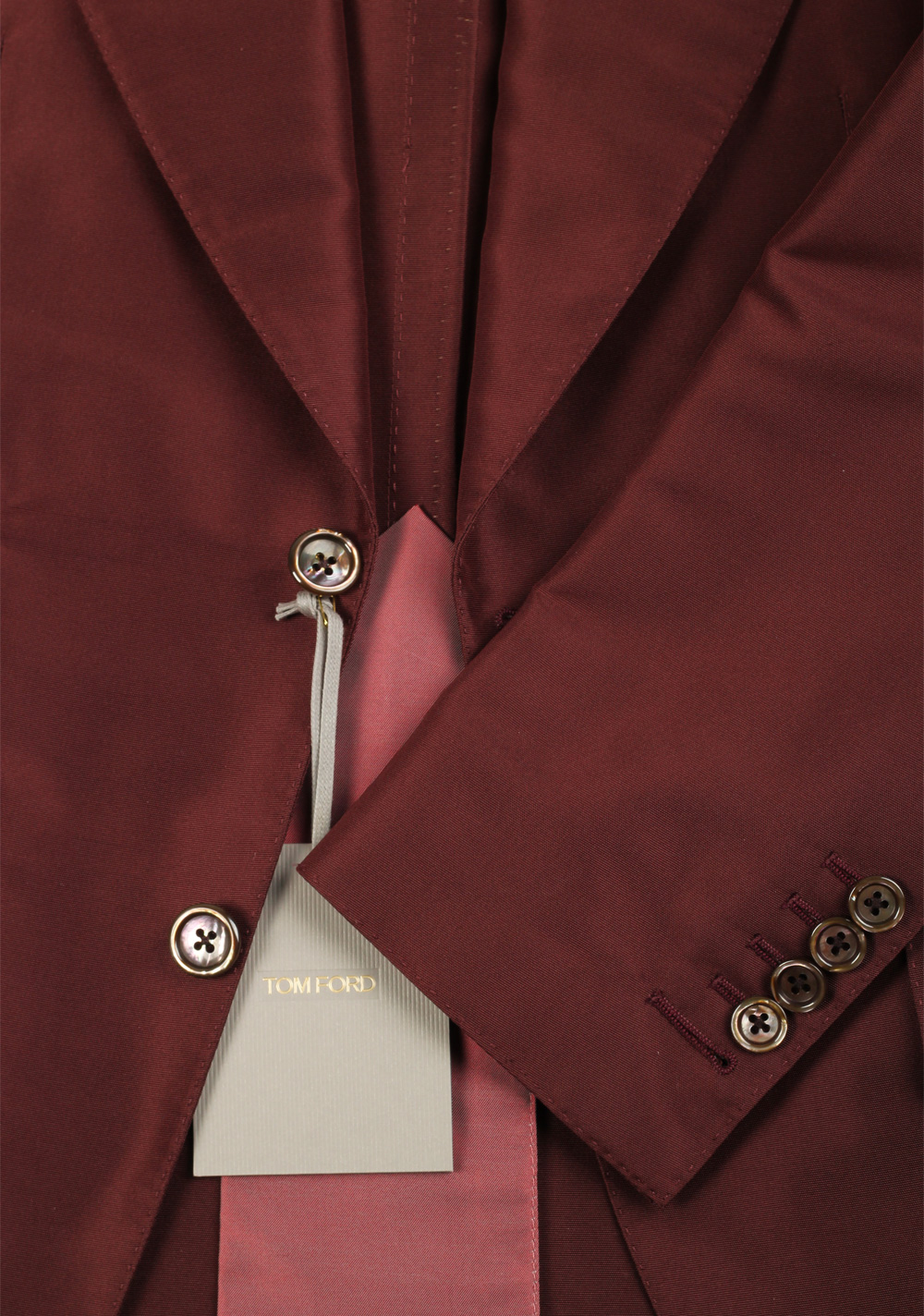 TOM FORD Atticus Burgundy Silk Suit Size 46 / 36R U.S. | Costume Limité